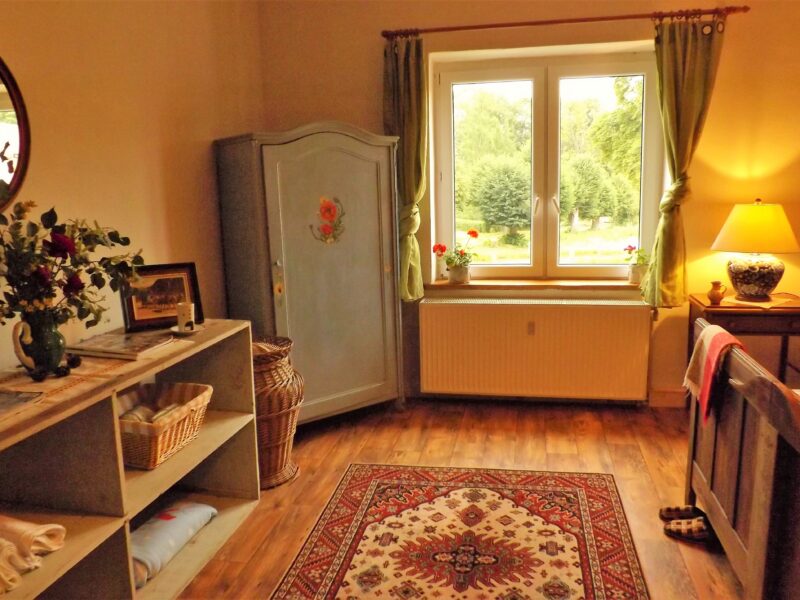 Coachman’s Apartment Family Farm Stay